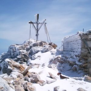 Снег на вершине Афона