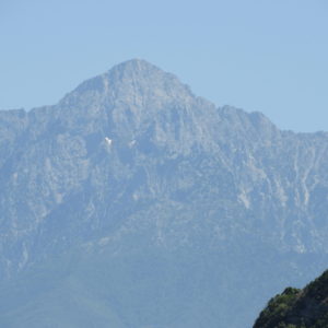 Вид на вершину горы Афон